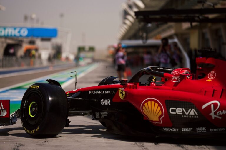 Perez najszybszy, problemy McLarena na zakończenie testów w Bahrajnie